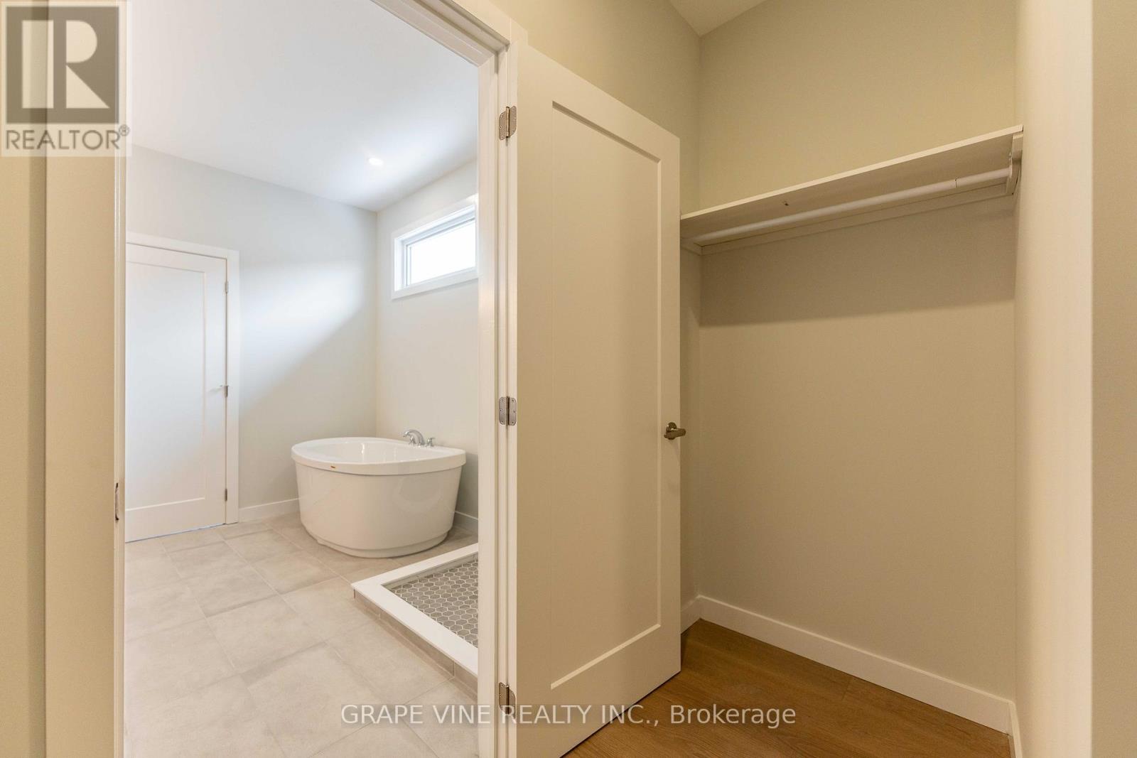 Photo 10 of 1345 Diamond Street, Clarencerockland ON