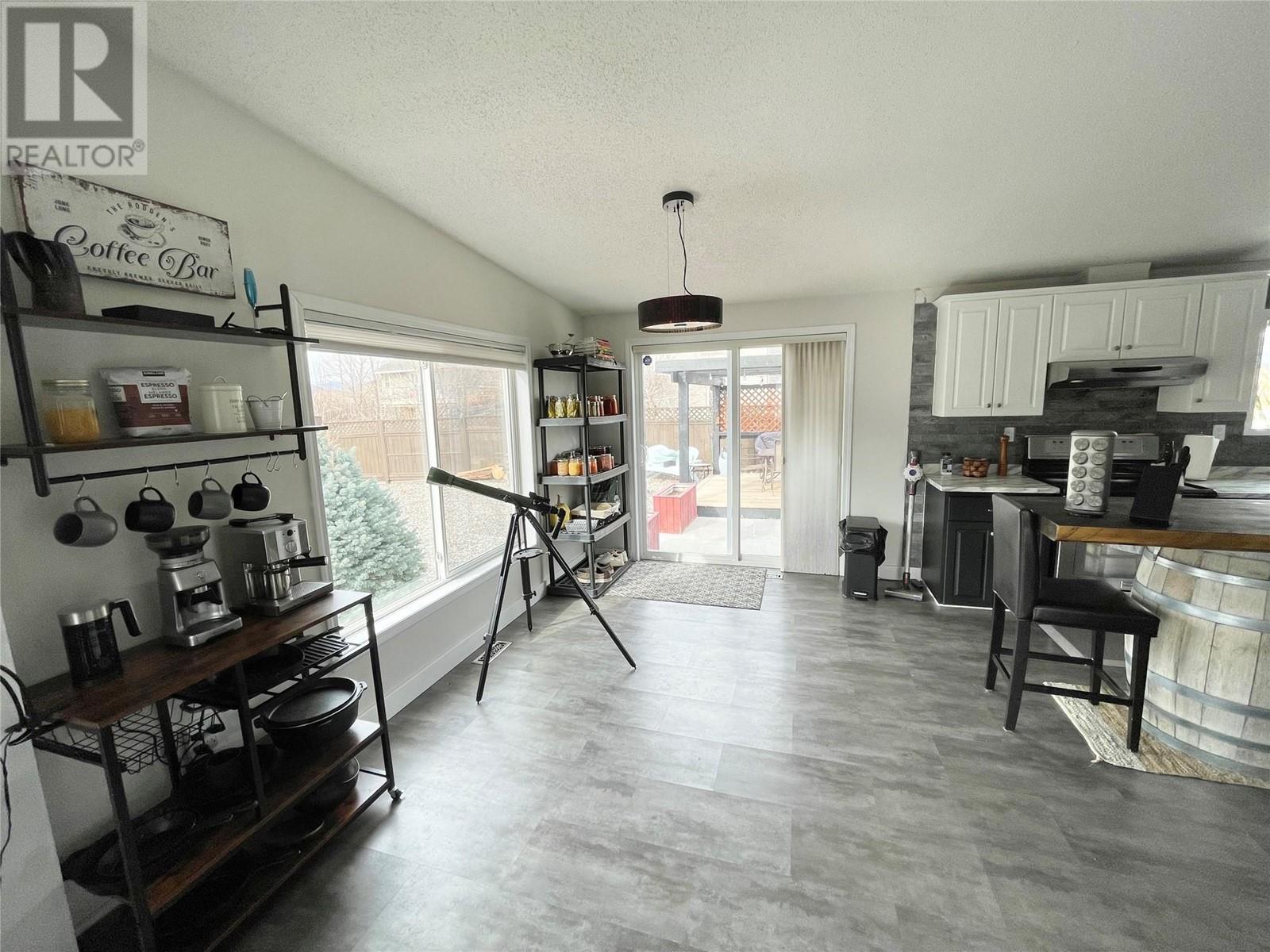 1535 CUMMING Boulevard, Cache Creek