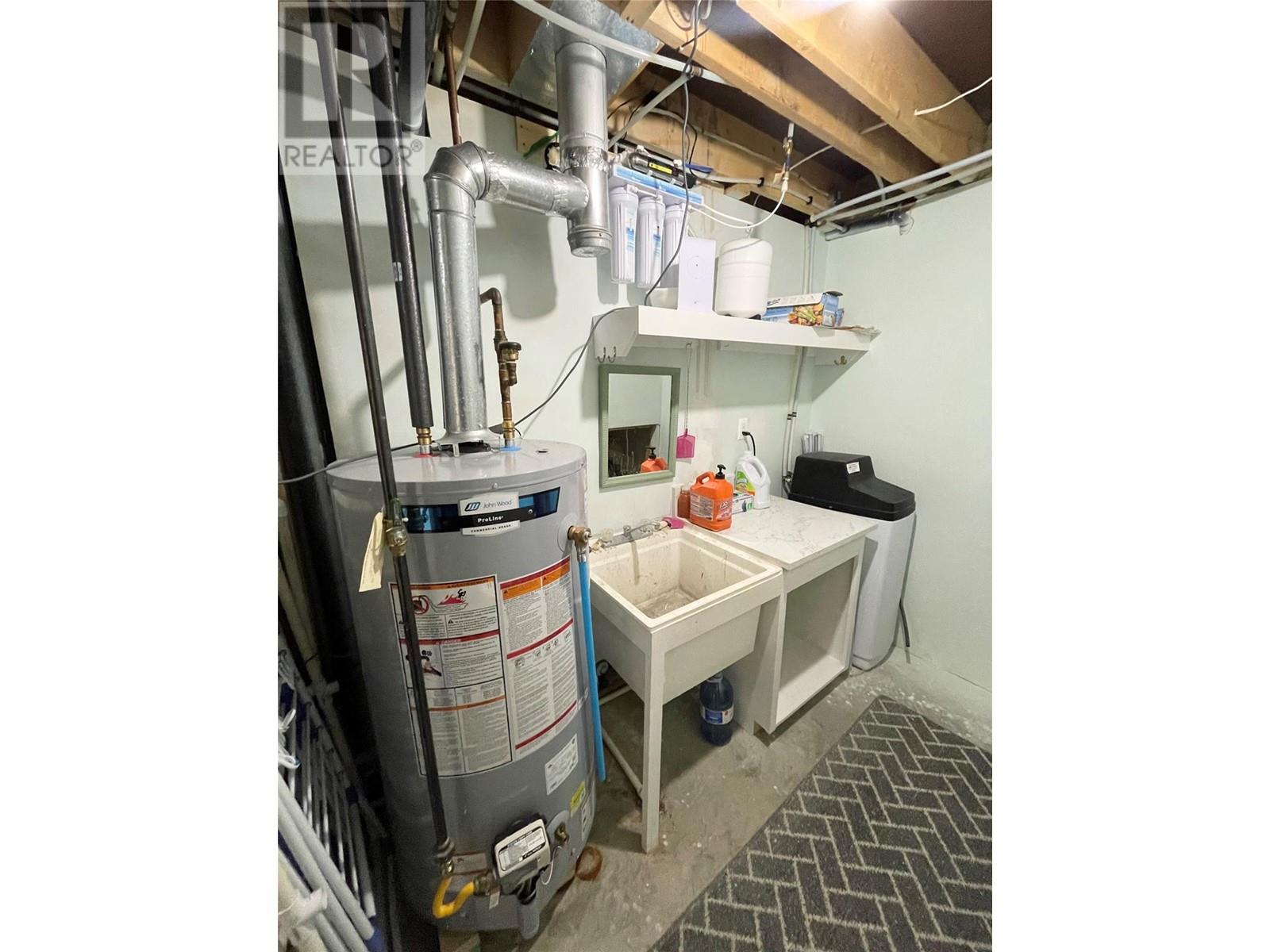 1535 CUMMING Boulevard, Cache Creek