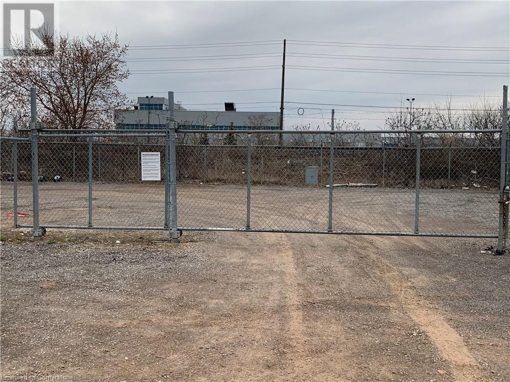 Photo 4 of 1149 Speers Road Unit Yard, Oakville ON