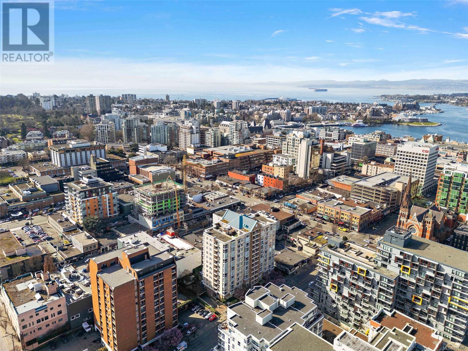 #1009 835 VIEW ST - Image 18