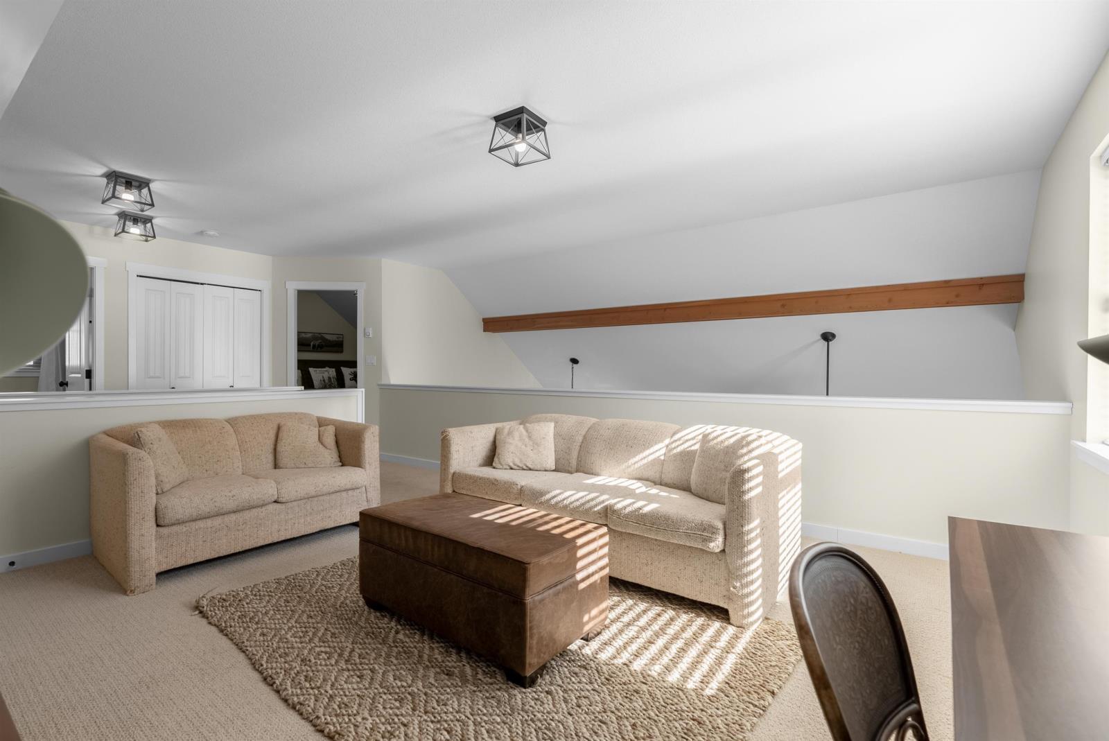 1821 MOSSY GREEN WAY, Cultus Lake South, Lindell Beach