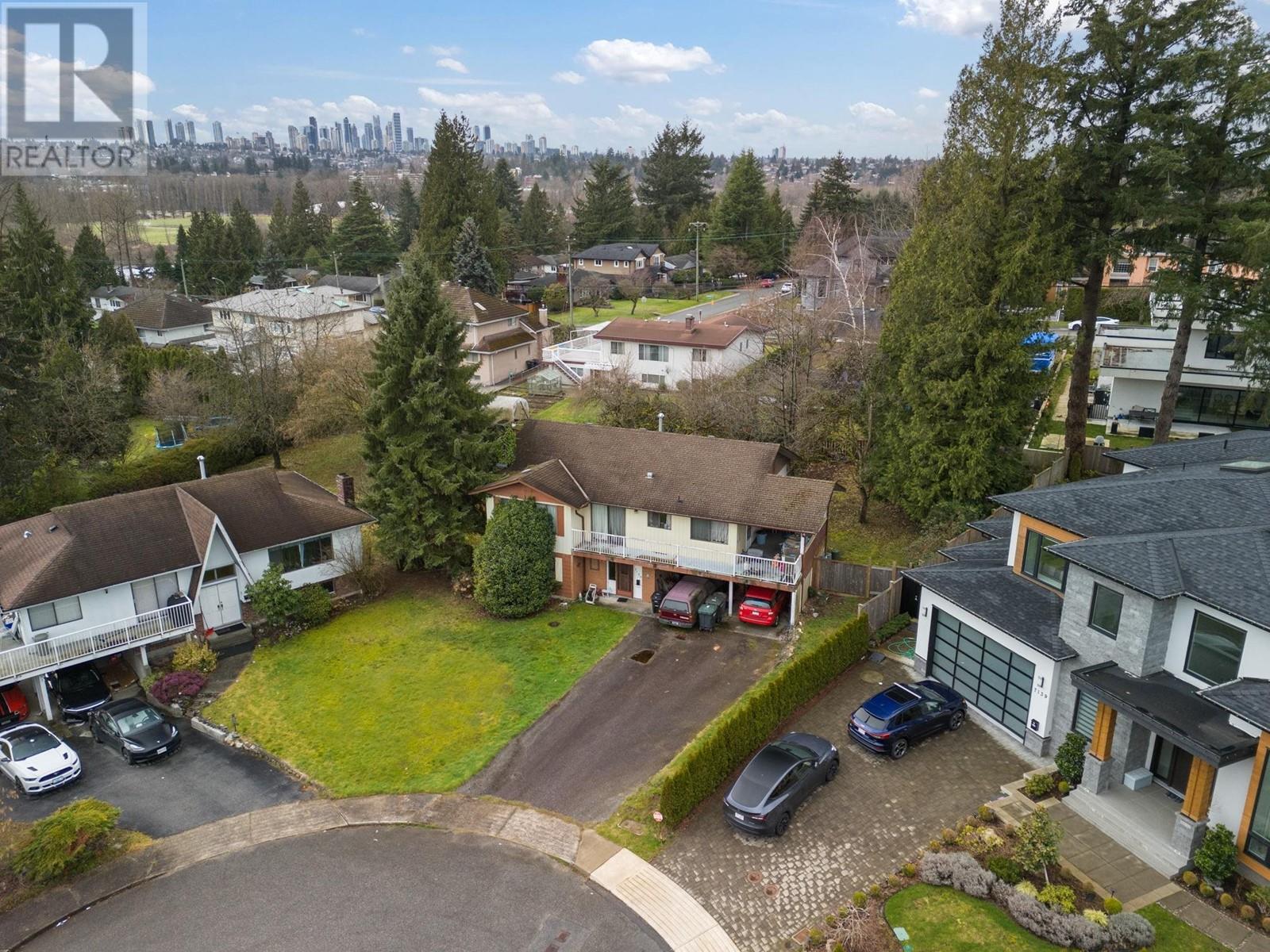 7129 CARDINAL COURT, Burnaby