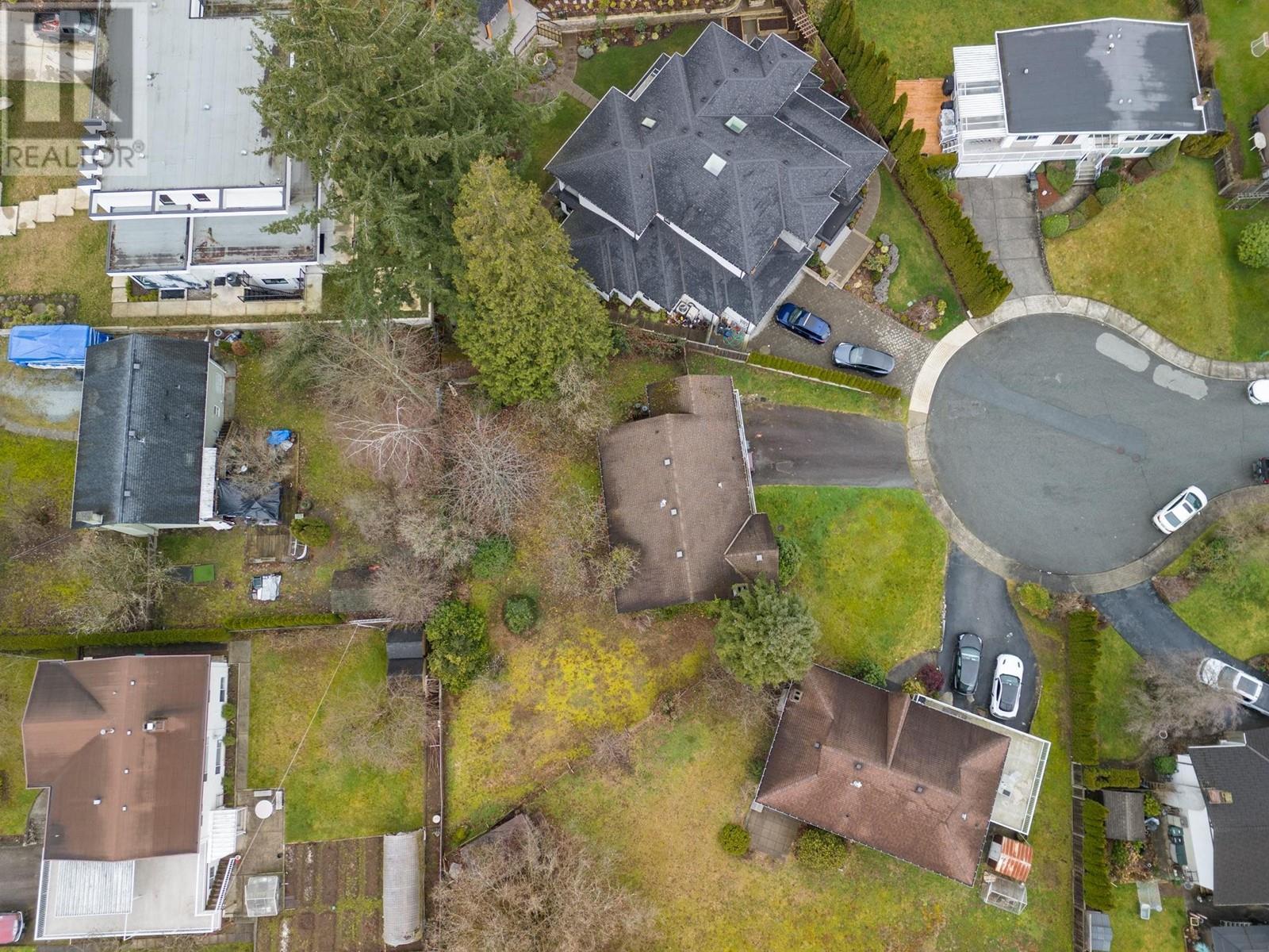 7129 CARDINAL COURT, Burnaby