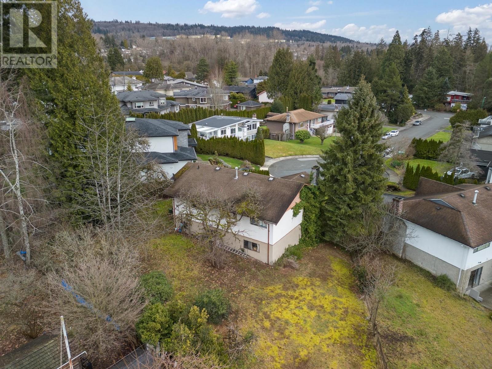 7129 CARDINAL COURT, Burnaby