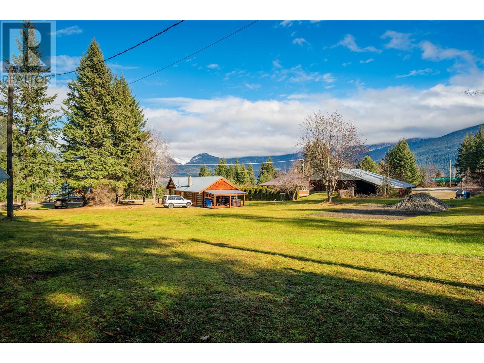 Photo 21 of 11845 31 Highway, Kaslo BC