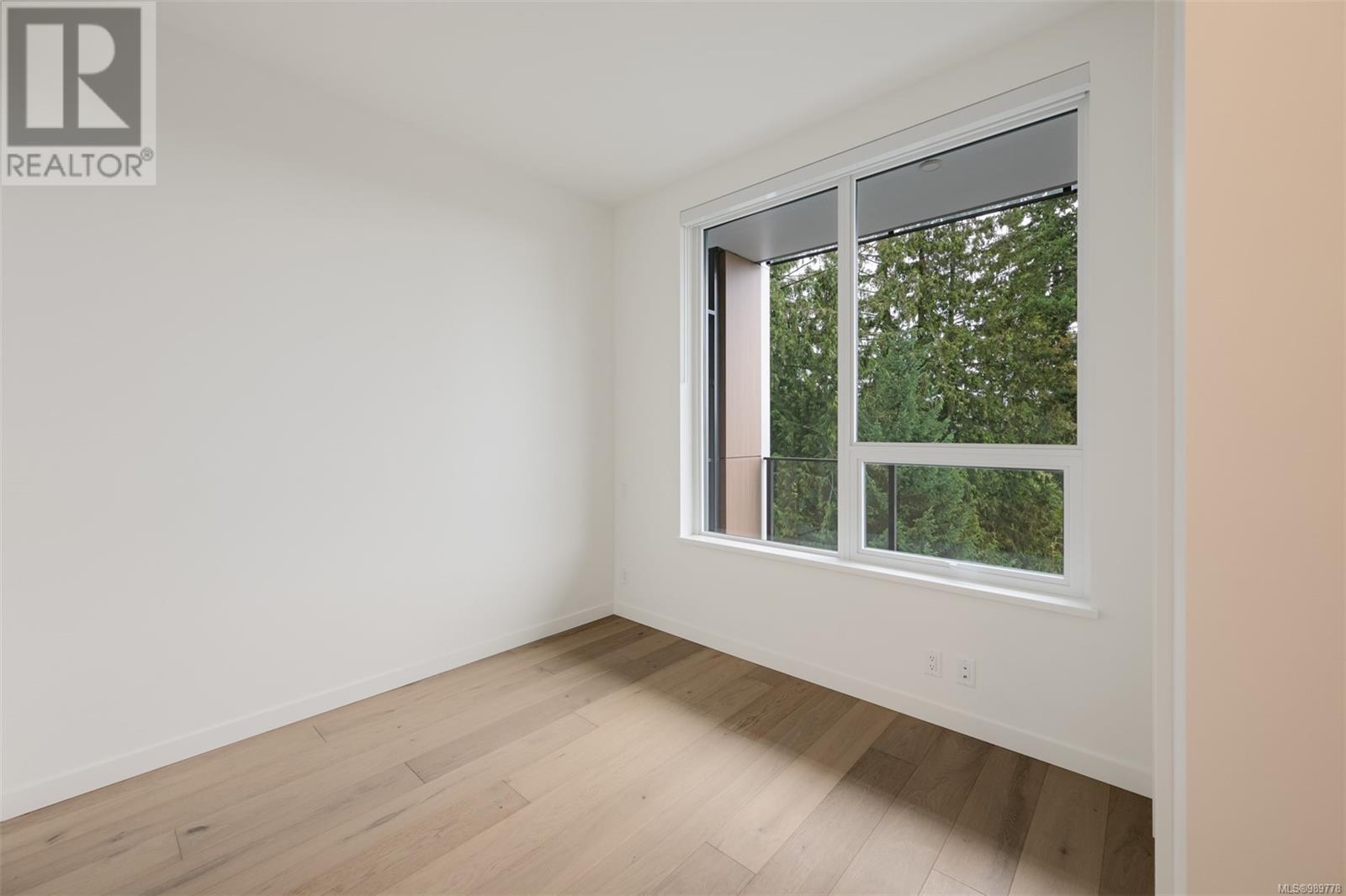 416 2000 Hannington Rd, Langford real estate listing 989778