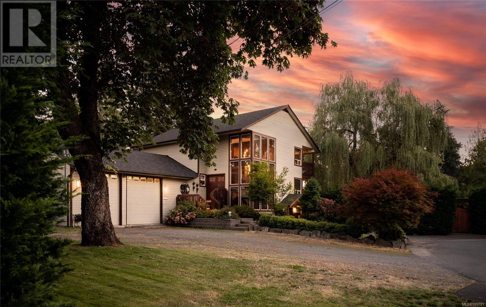 2107 Ebert Rd, Campbell River