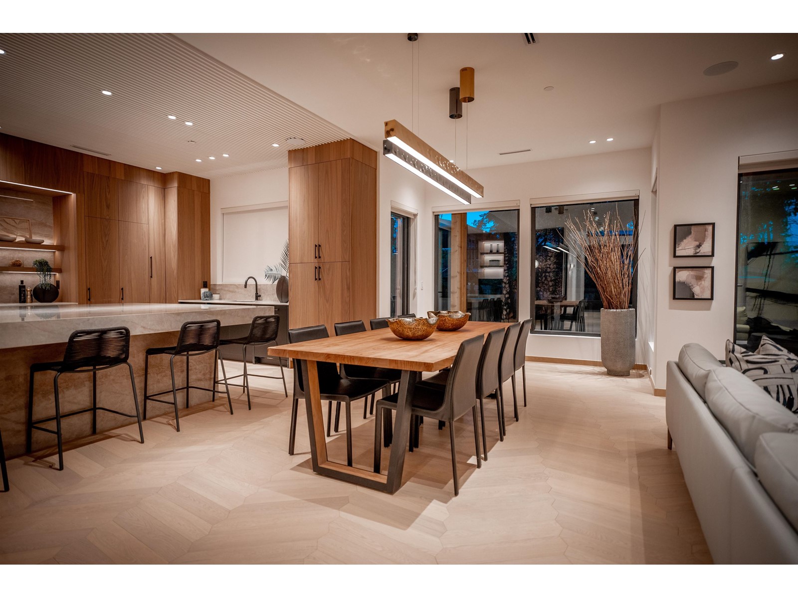1072 HABGOOD STREET, White Rock real estate listing R2974091