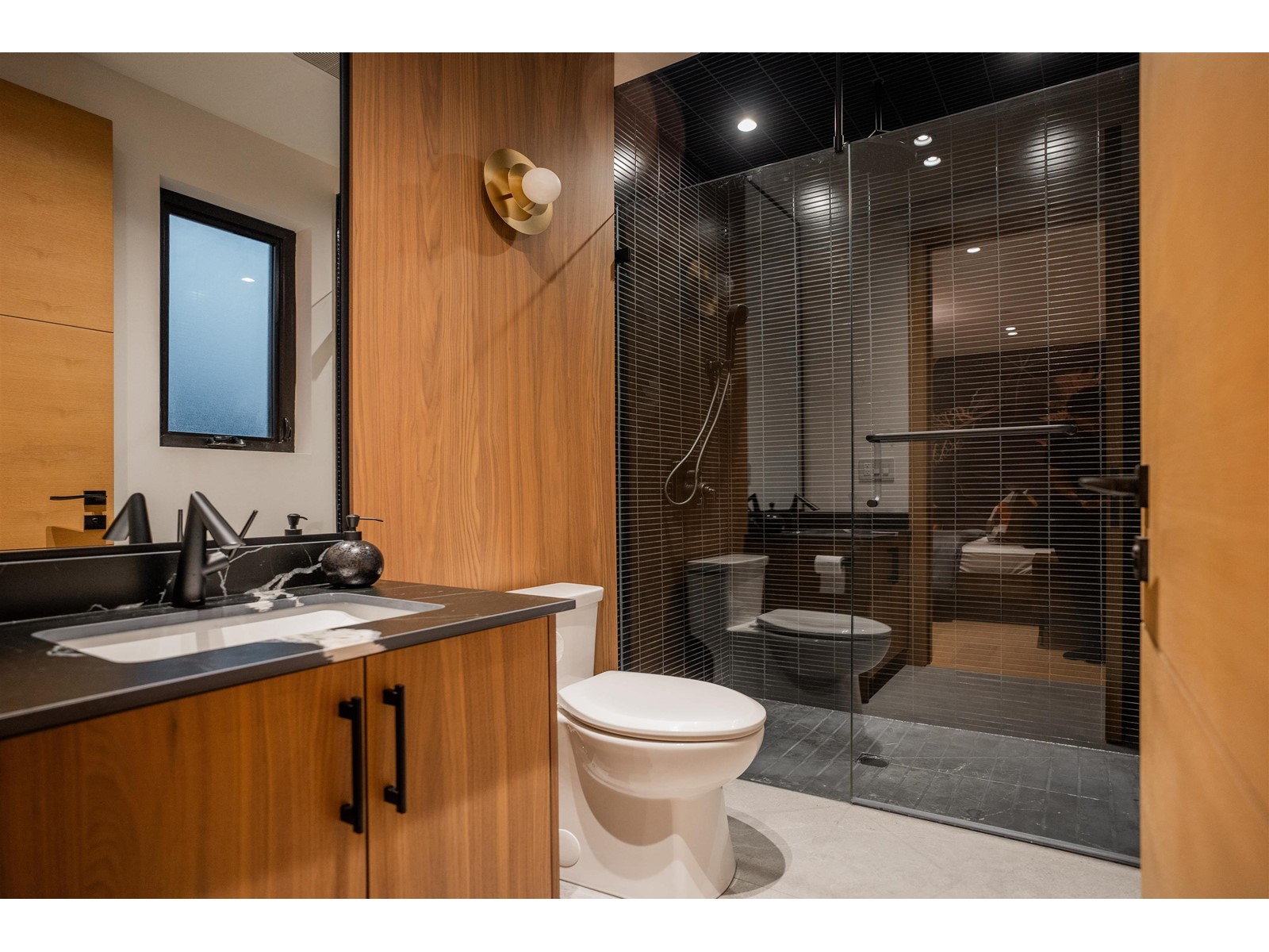 1072 HABGOOD STREET, White Rock real estate listing R2974091
