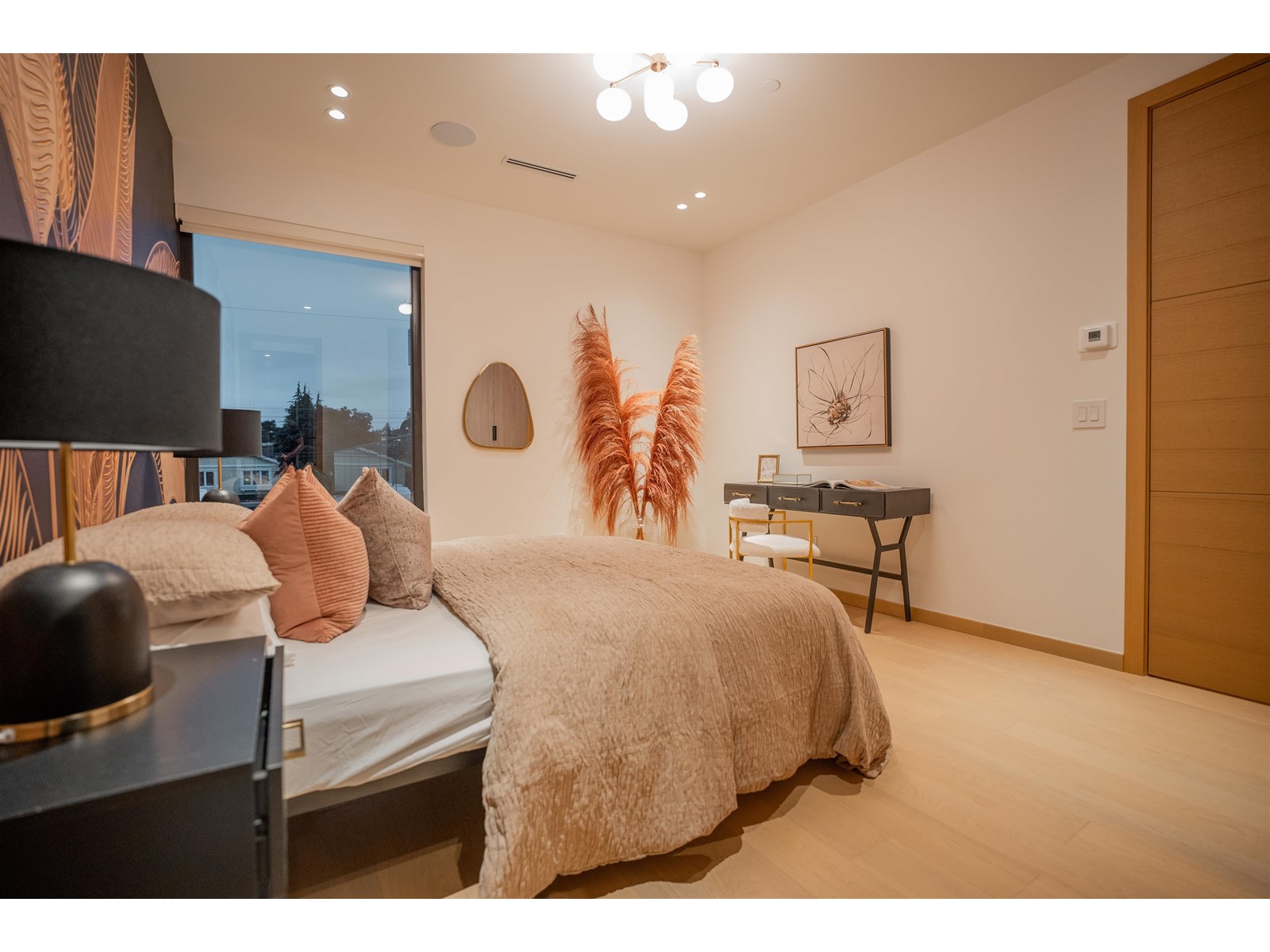 1072 HABGOOD STREET, White Rock real estate listing R2974091