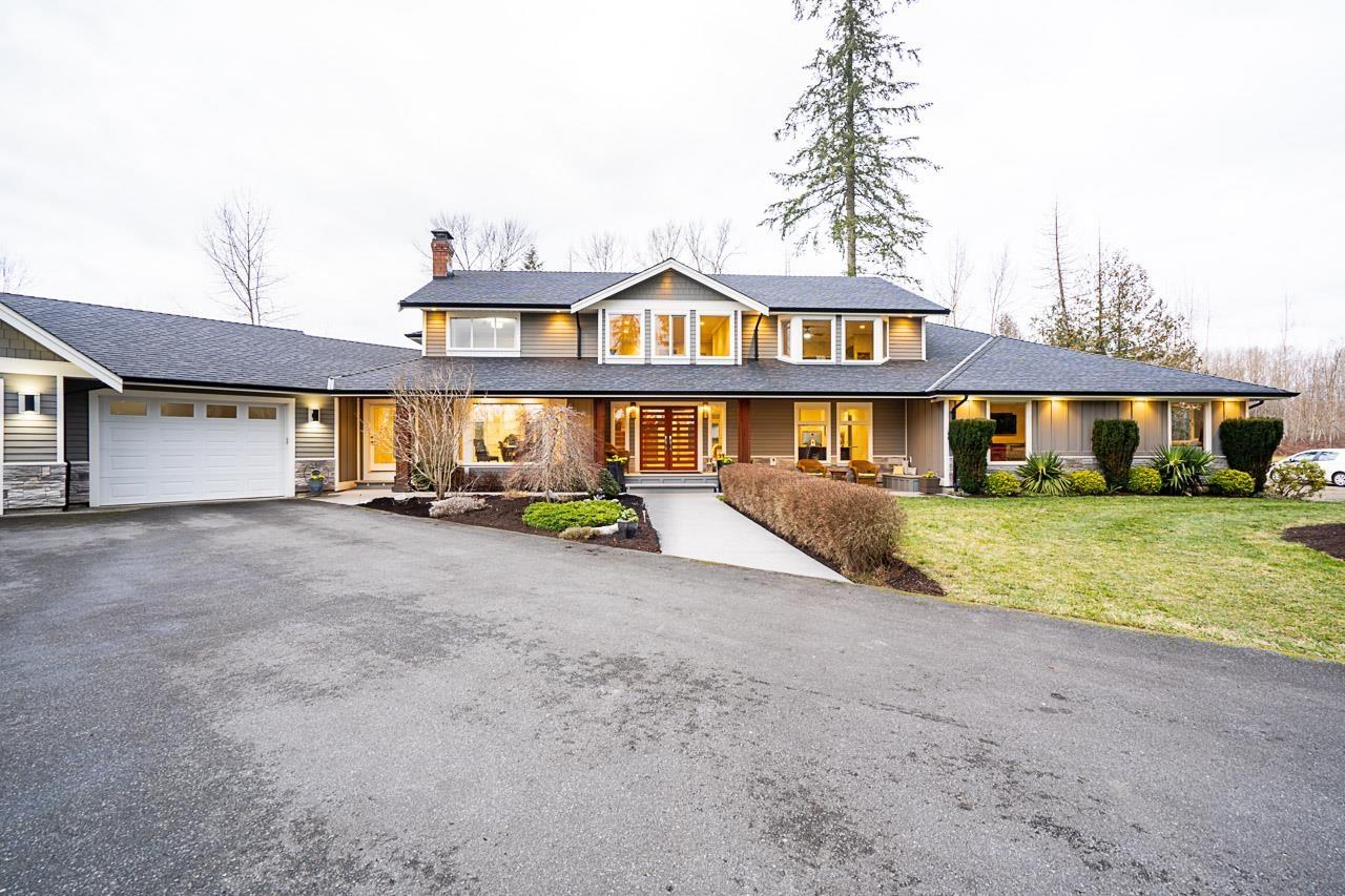 Photo 1 of 22015 40 Avenue, Langley BC