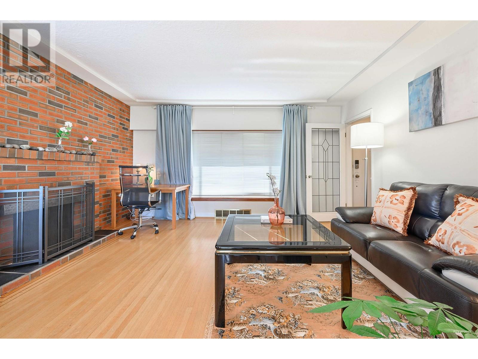 Photo 10 of 7766 Cariboo Road, Burnaby BC