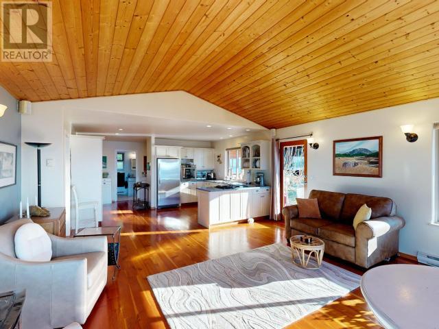 2-10289 FINN BAY ROAD - 5