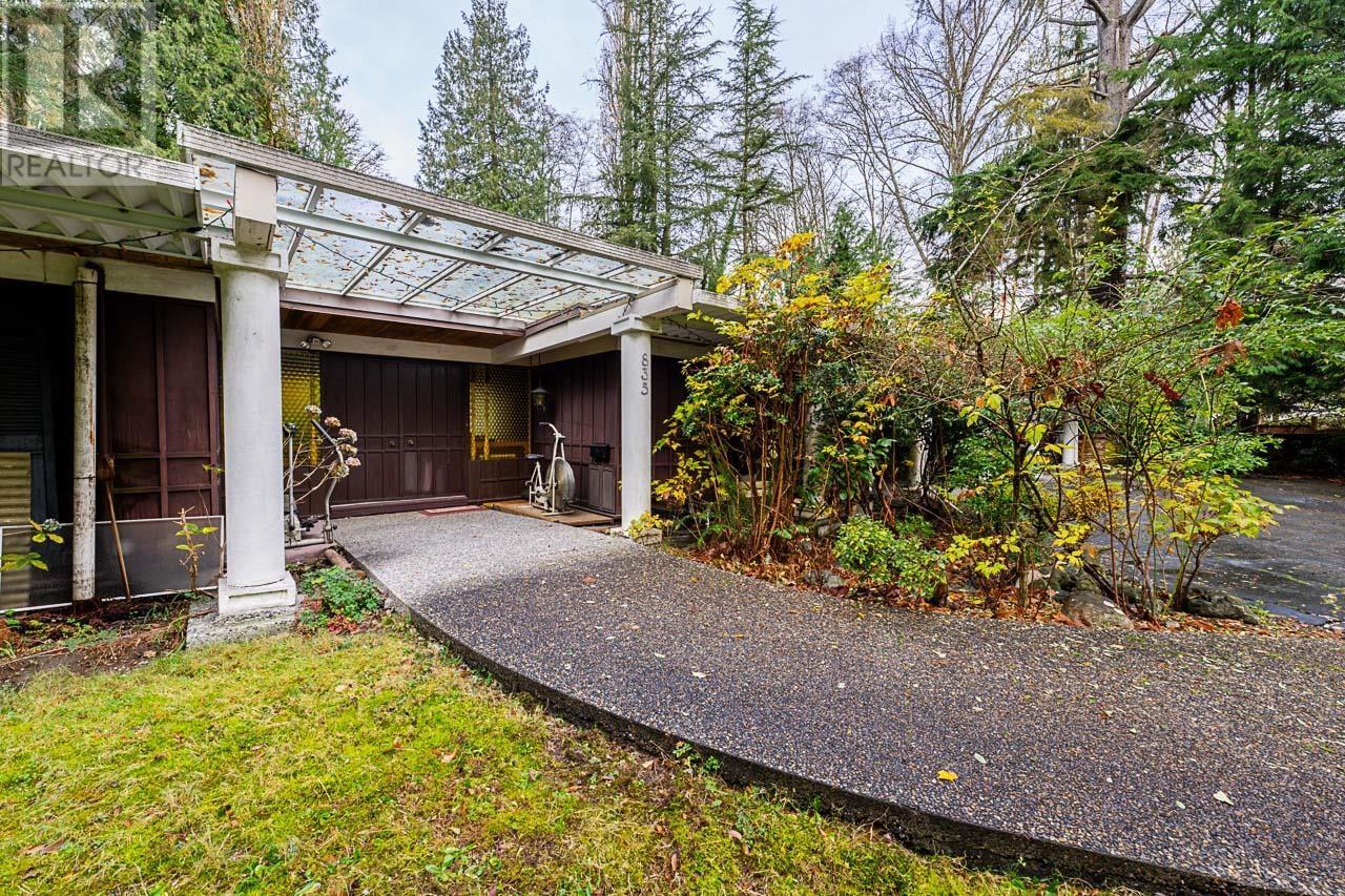 835 WILDWOOD PLACE, West Vancouver