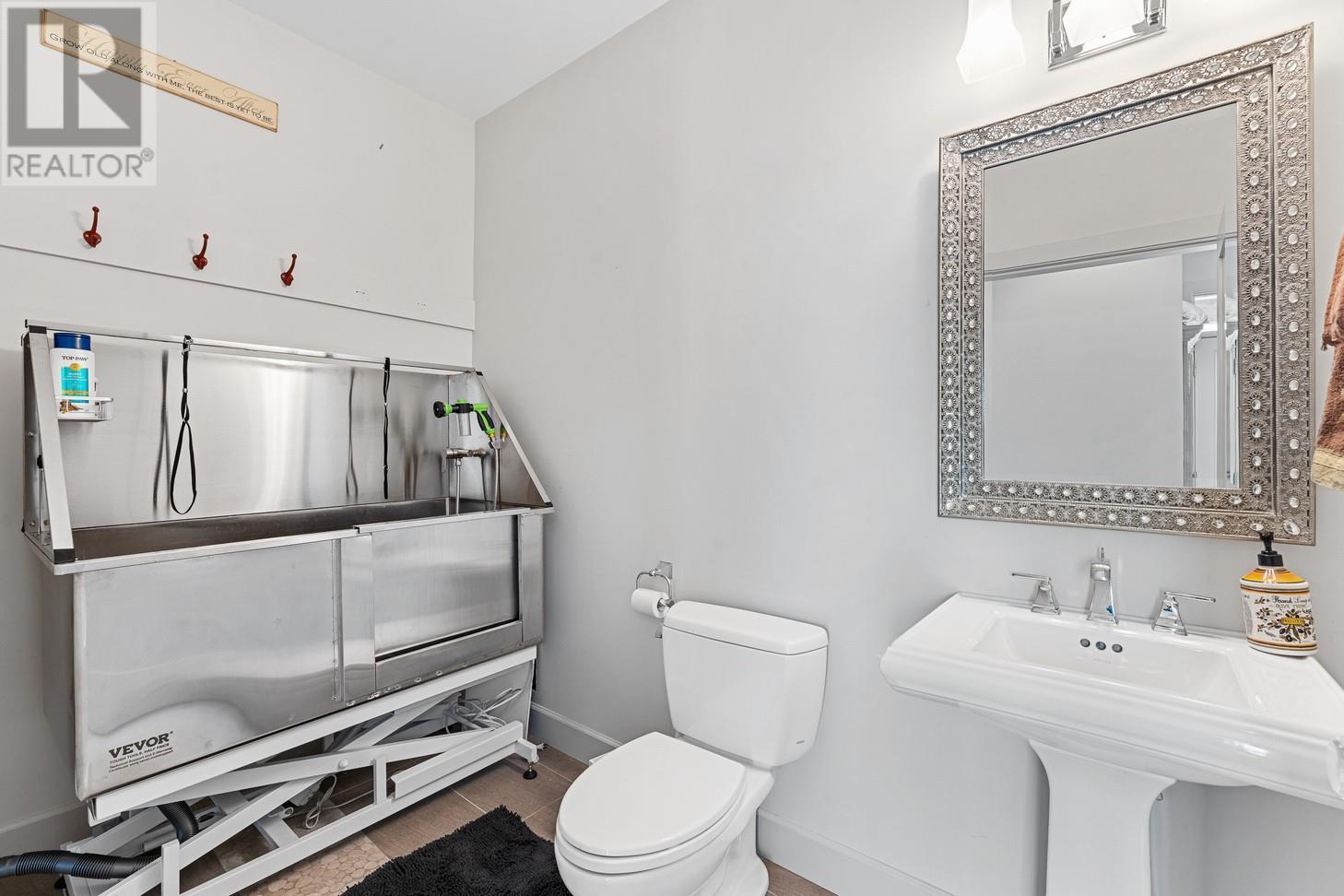 3022 Dunster Road, Kelowna