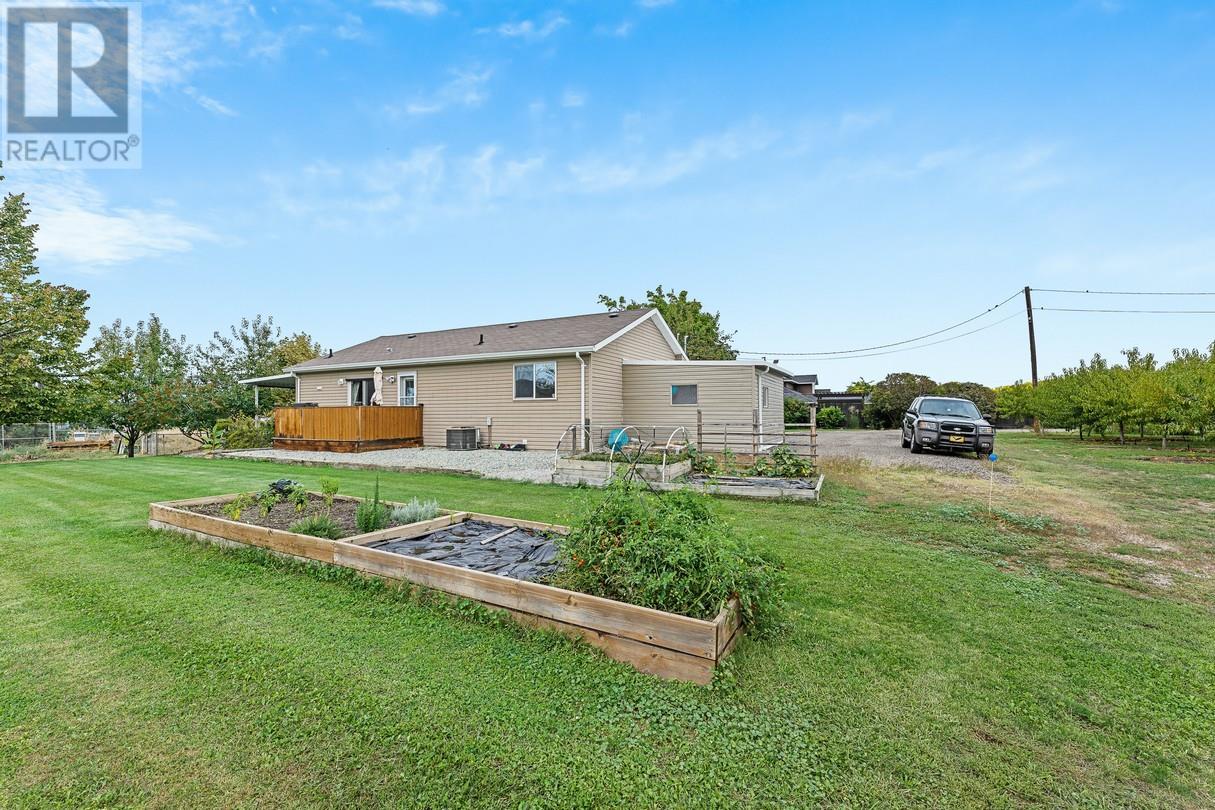 3022 Dunster Road, Kelowna