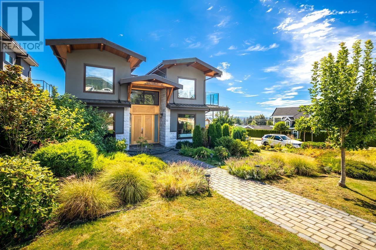 363 W 28TH STREET, North Vancouver