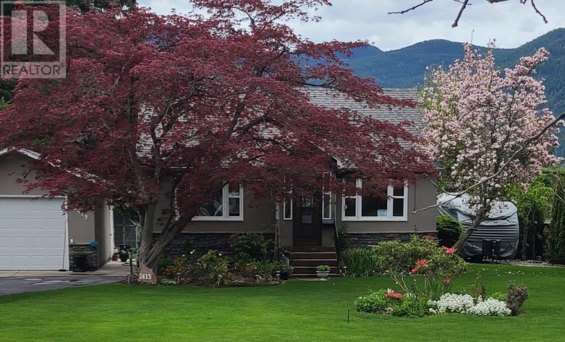 2413 10th Avenue, Castlegar