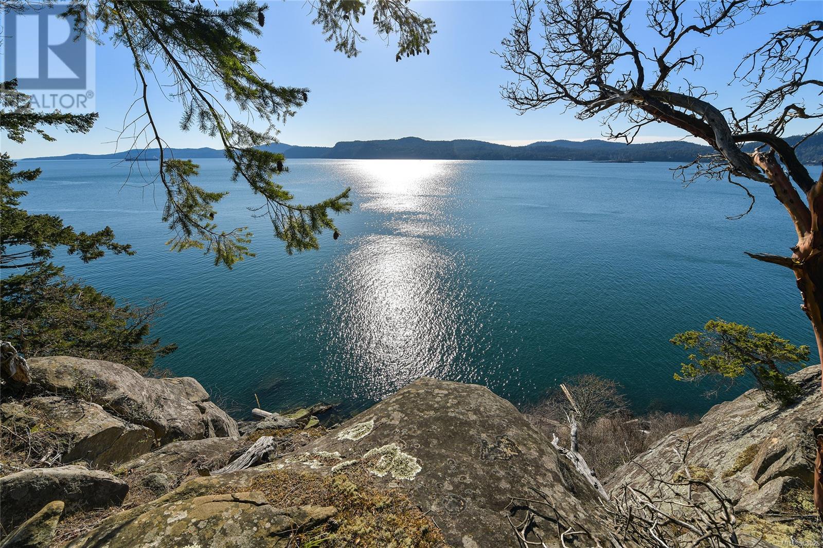  Lot A Beechwood Drive, Mayne Island