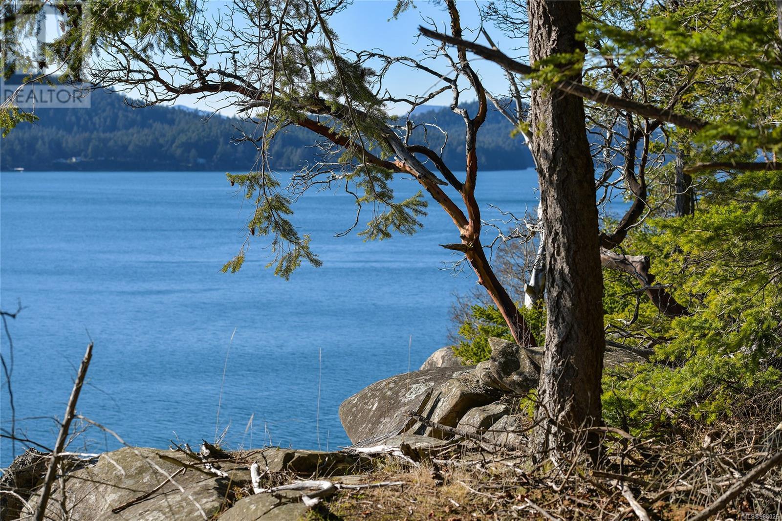  Lot A Beechwood Drive, Mayne Island