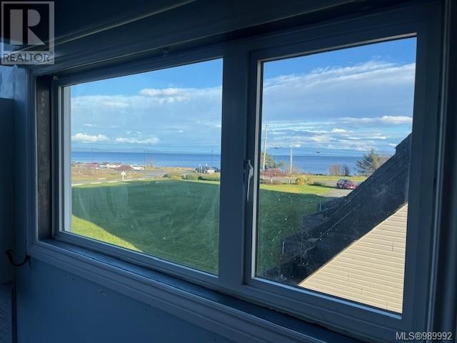 205 2740 Island Hwy, Campbell River real estate listing 989992