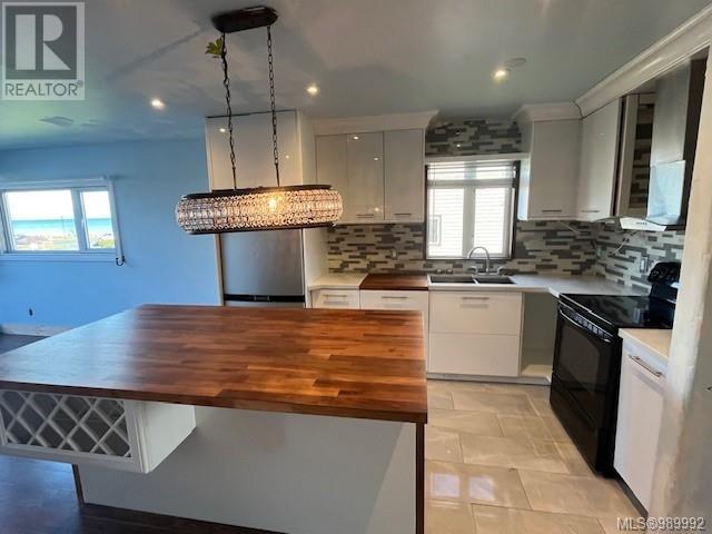 205 2740 Island Hwy, Campbell River real estate listing 989992