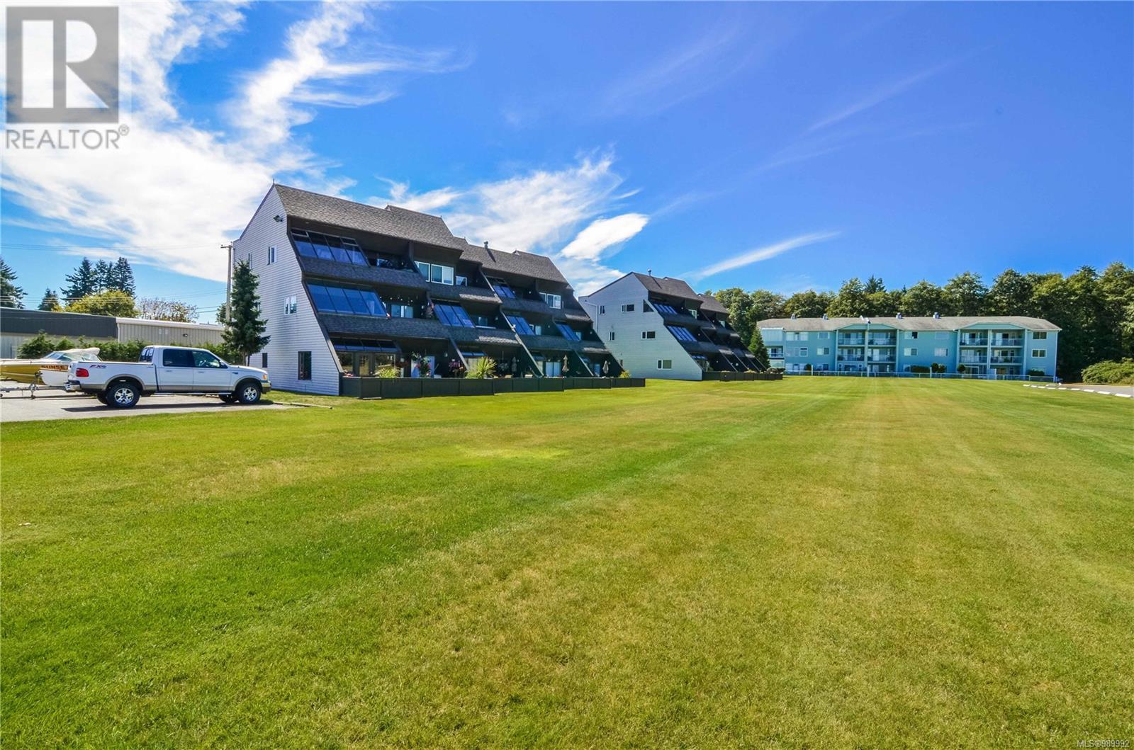 205 2740 Island Hwy, Campbell River real estate listing 989992