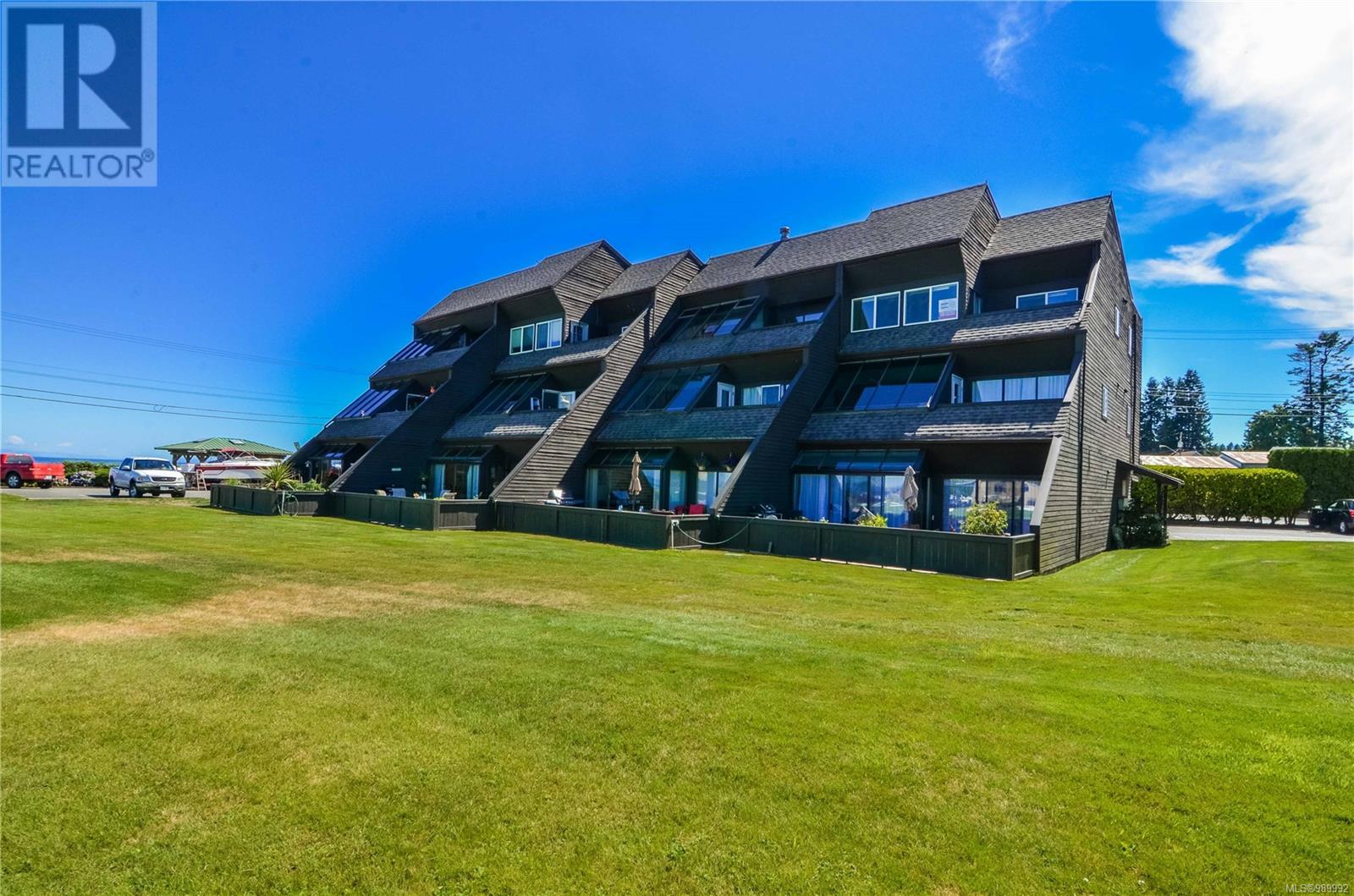 205 2740 Island Hwy, Campbell River real estate listing 989992