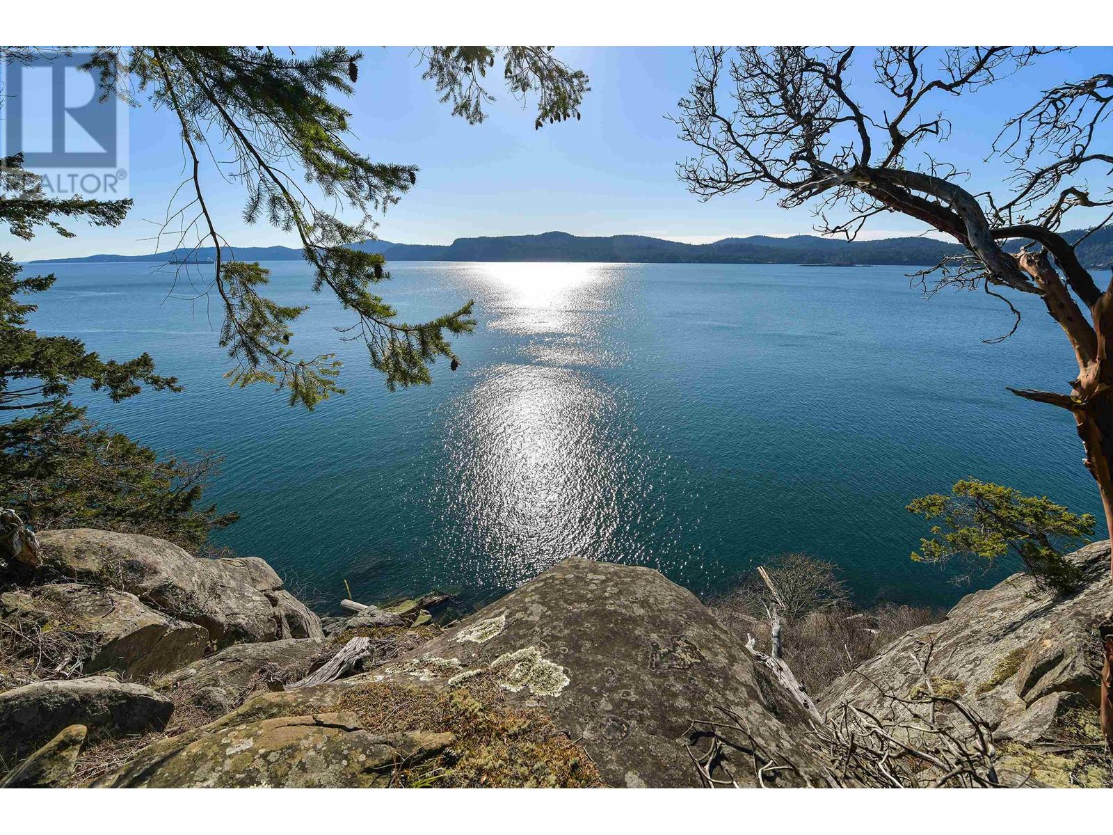 Lot A BEECHWOOD DRIVE, Mayne Island