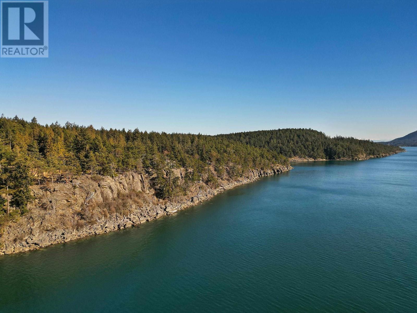 Lot A BEECHWOOD DRIVE, Mayne Island