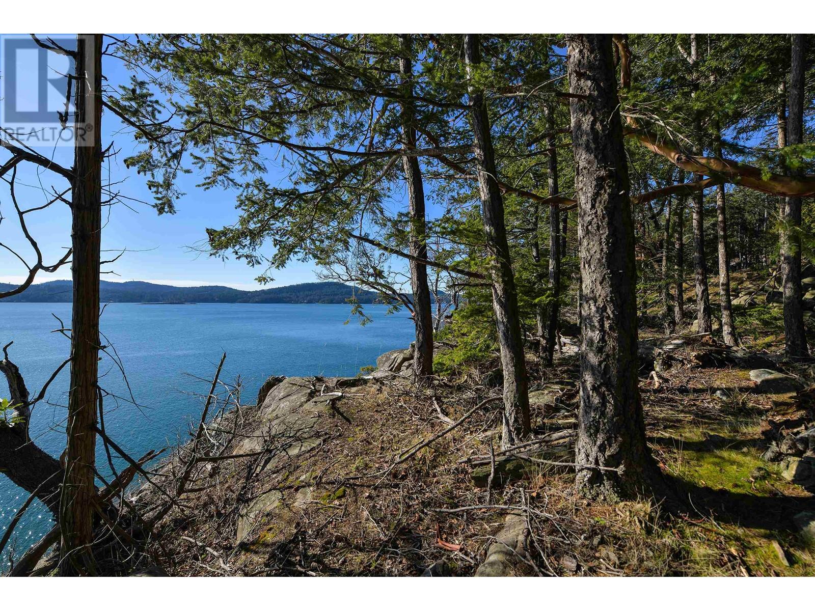 Lot A BEECHWOOD DRIVE, Mayne Island