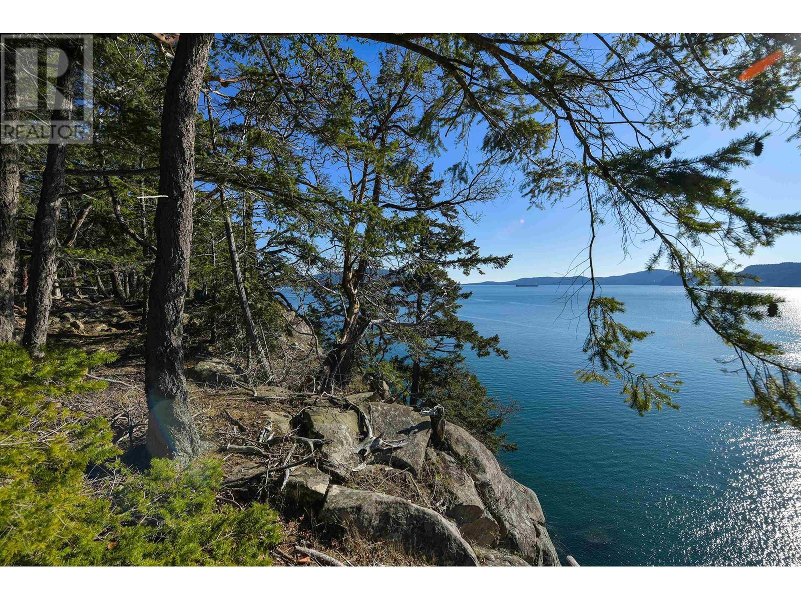 Lot A BEECHWOOD DRIVE, Mayne Island