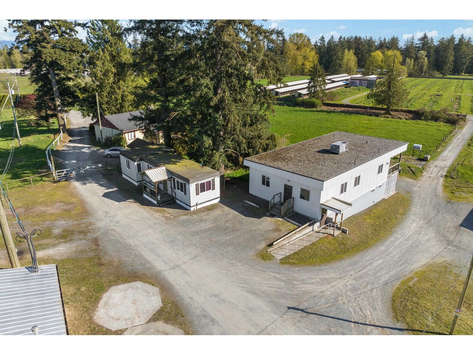 Photo 8 of 711 256 Street, Langley BC