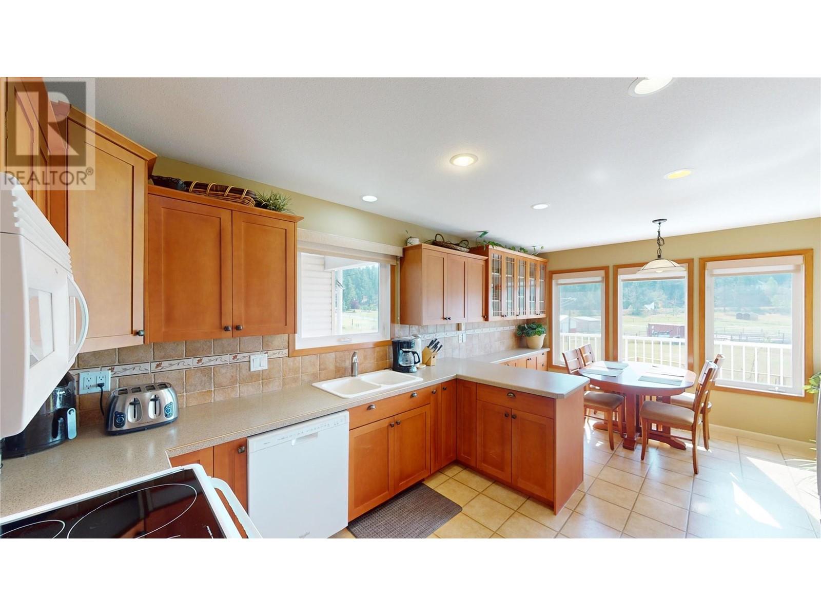 4001 9TH Street S, Cranbrook