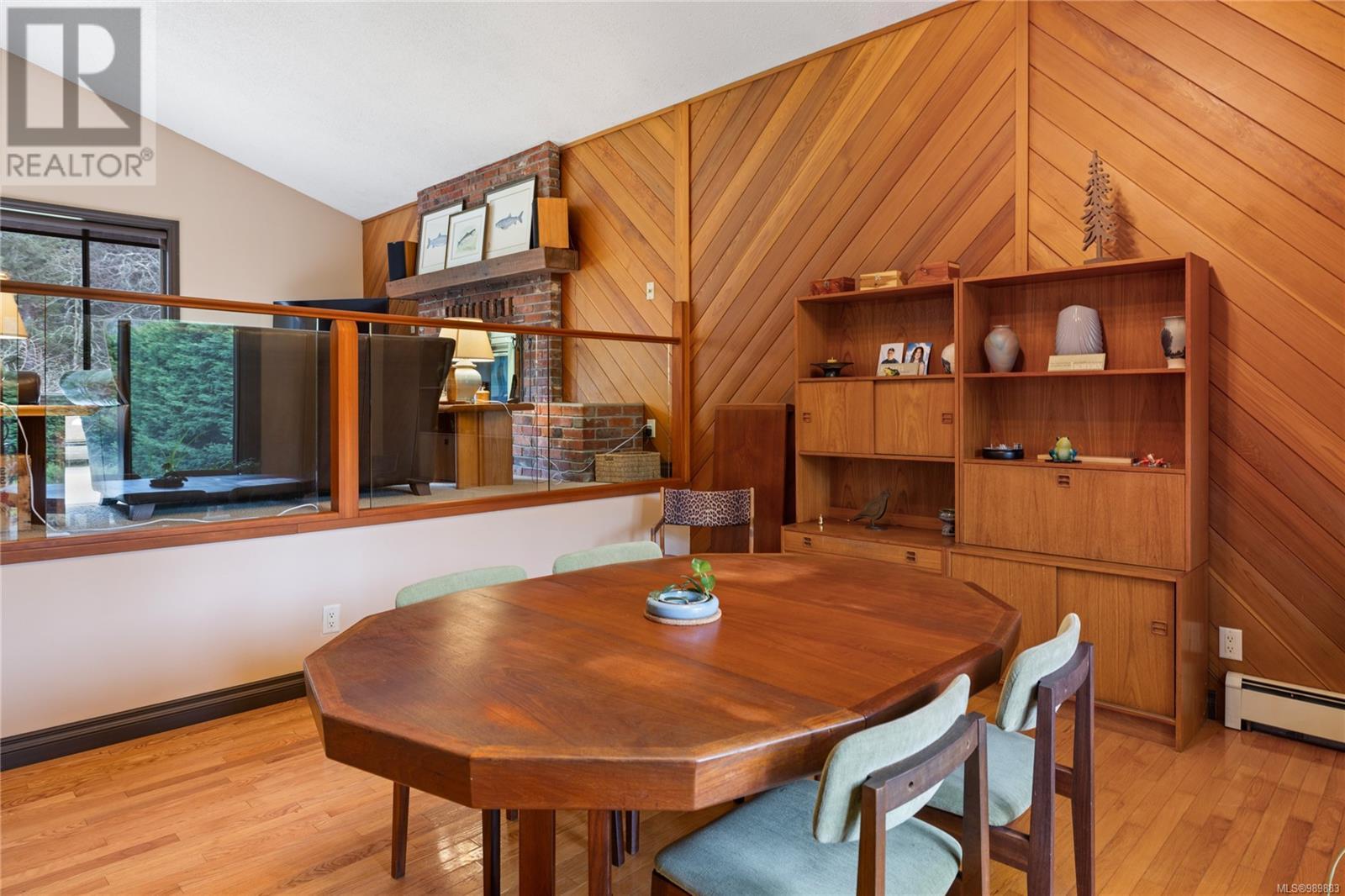 4180 Filipana Rd, Ladysmith
