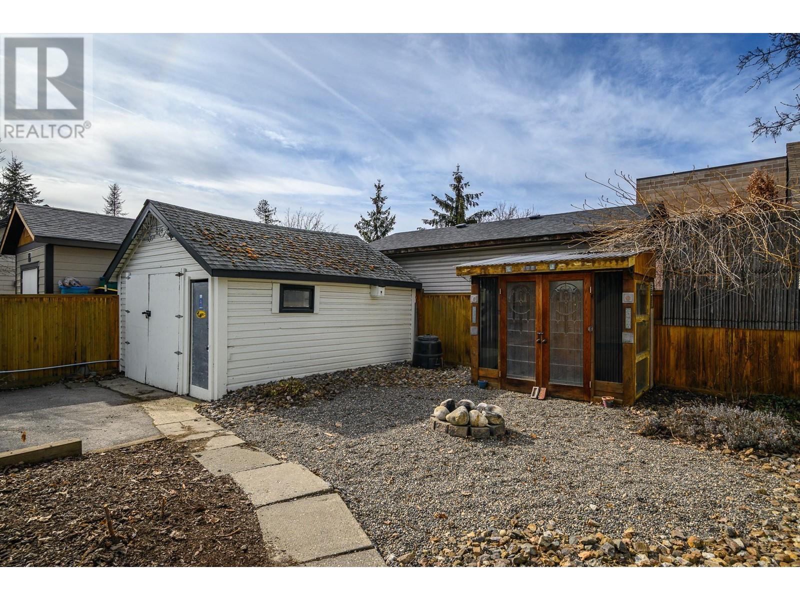  3100 37 Avenue, Vernon