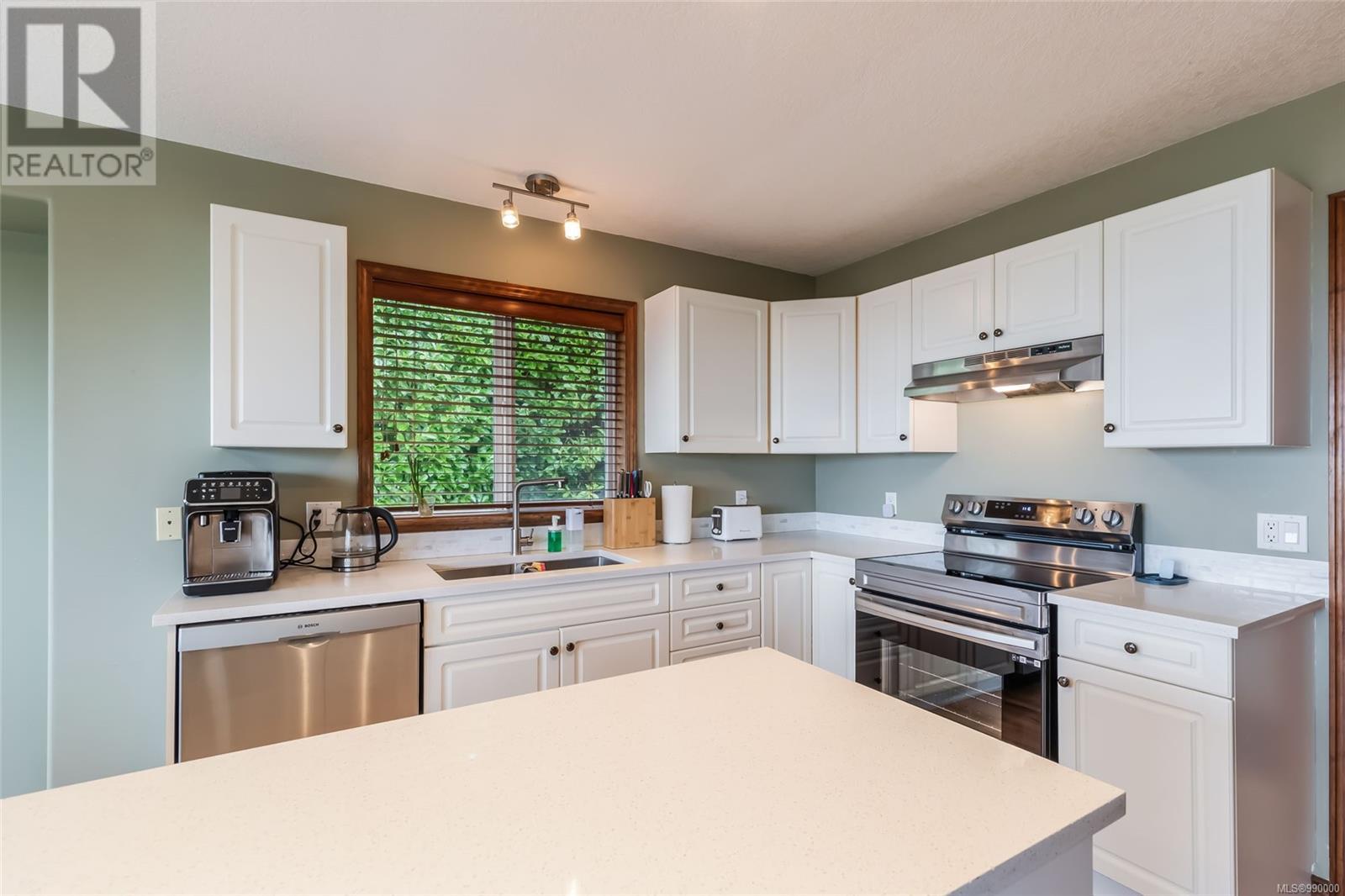 4718 Laguna Way, Nanaimo real estate listing 990000