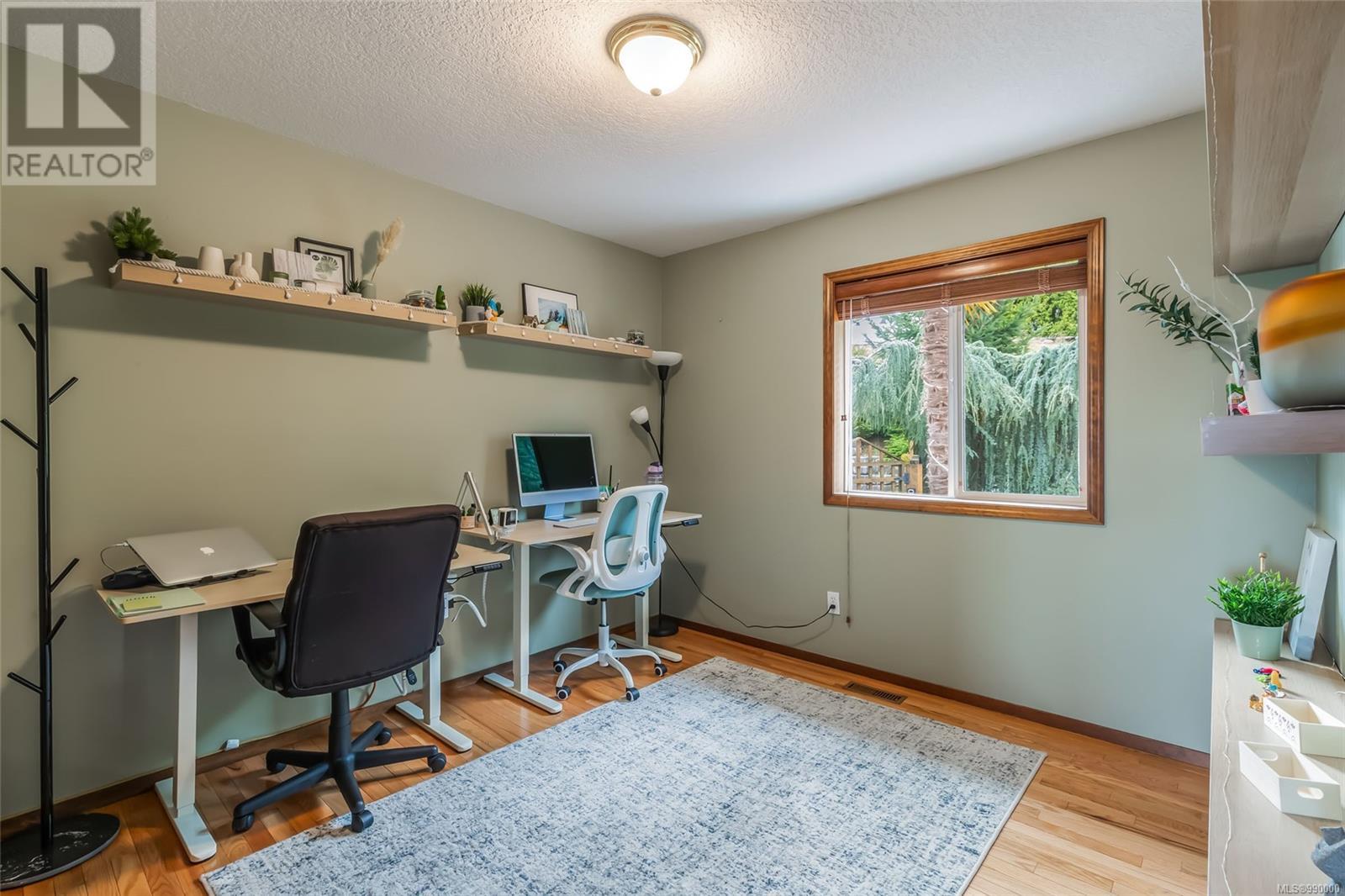 4718 Laguna Way, Nanaimo real estate listing 990000