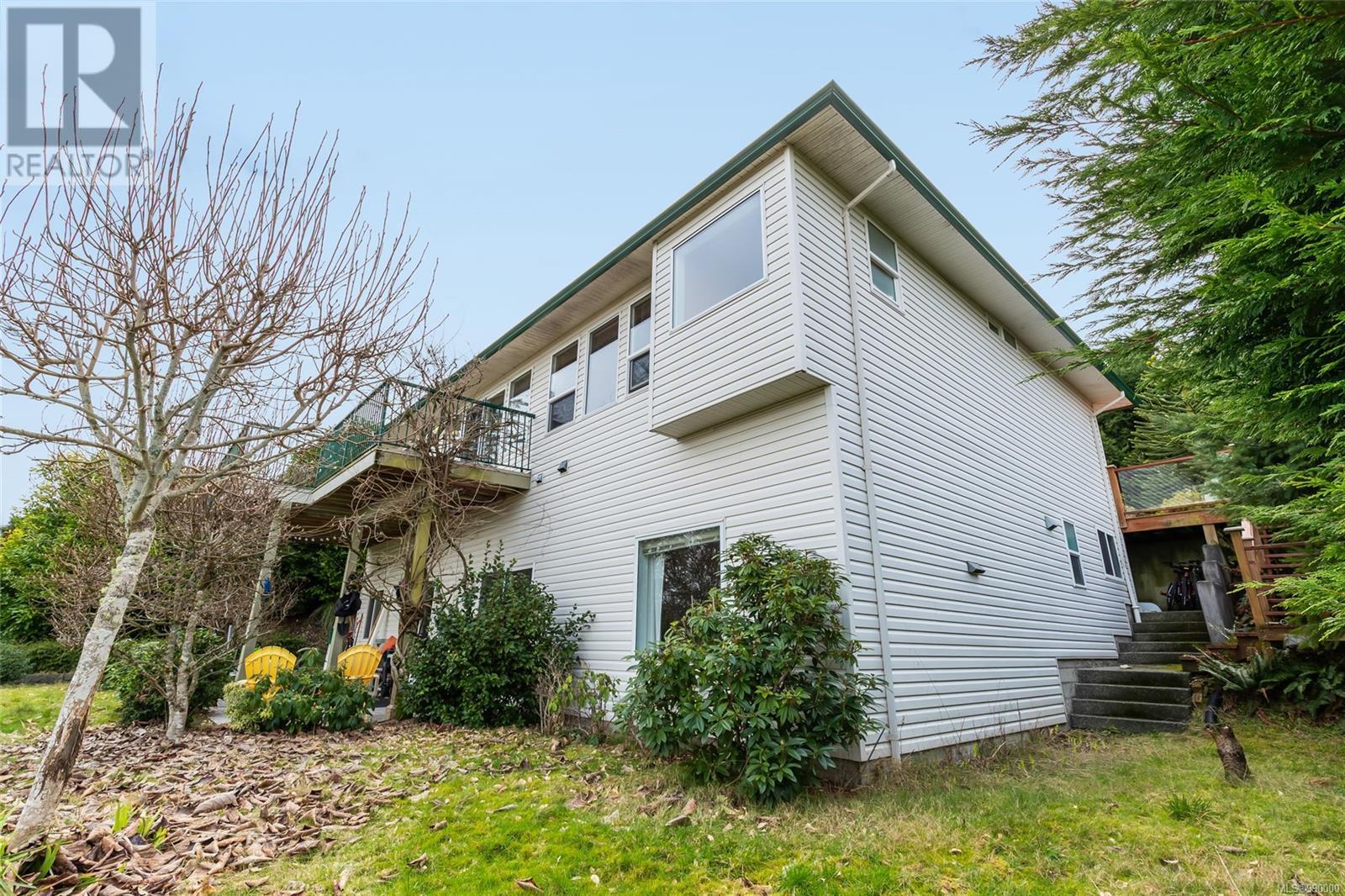 4718 Laguna Way, Nanaimo real estate listing 990000