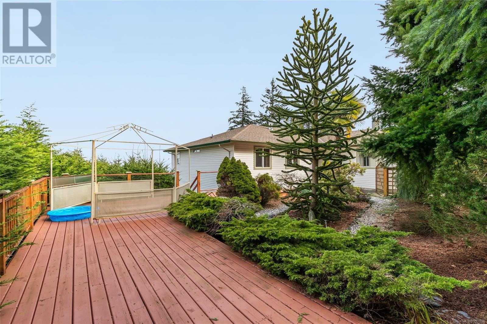 4718 Laguna Way, Nanaimo real estate listing 990000
