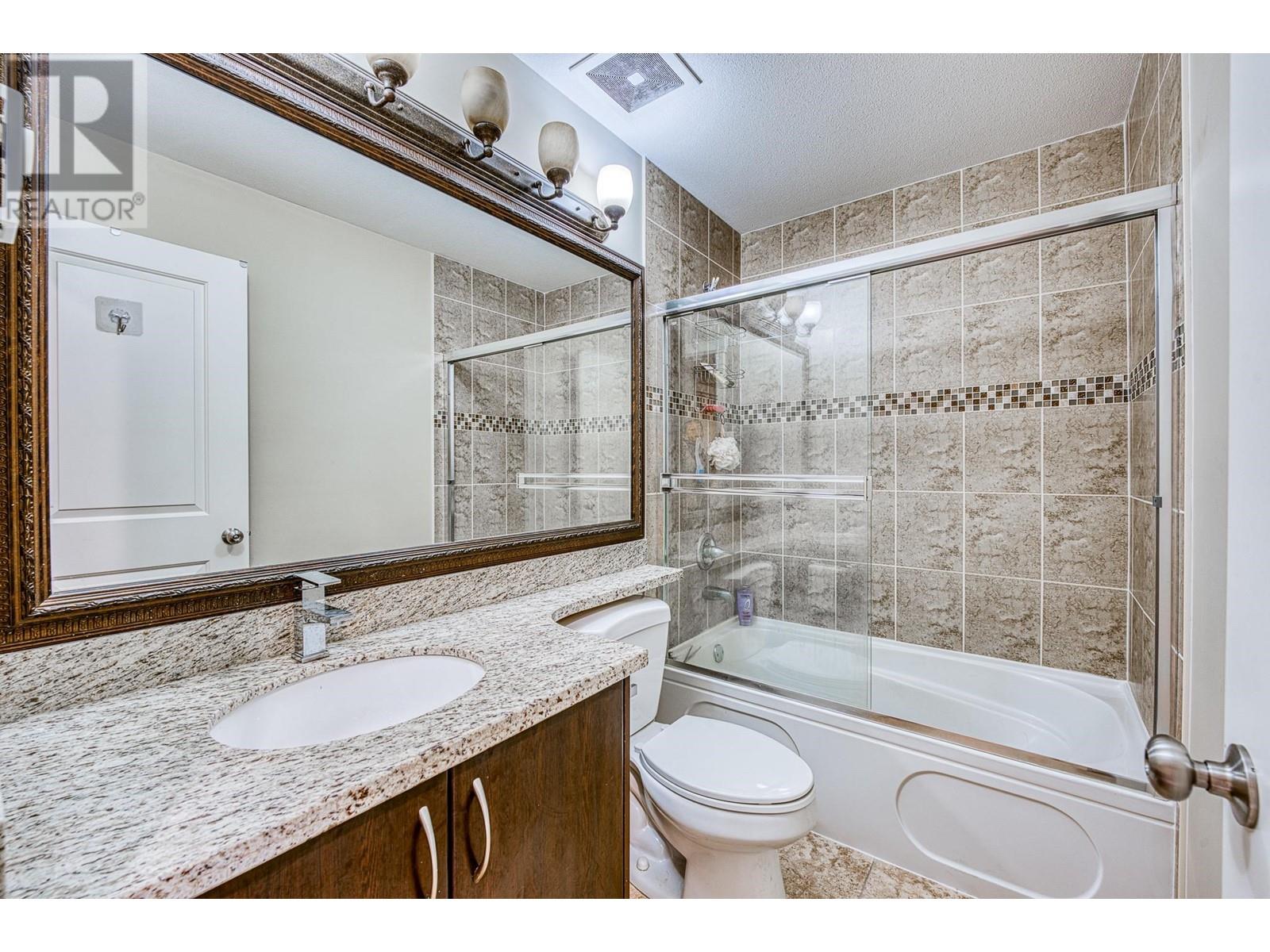 Photo 15 of 20 7051 Ash Street, Richmond BC