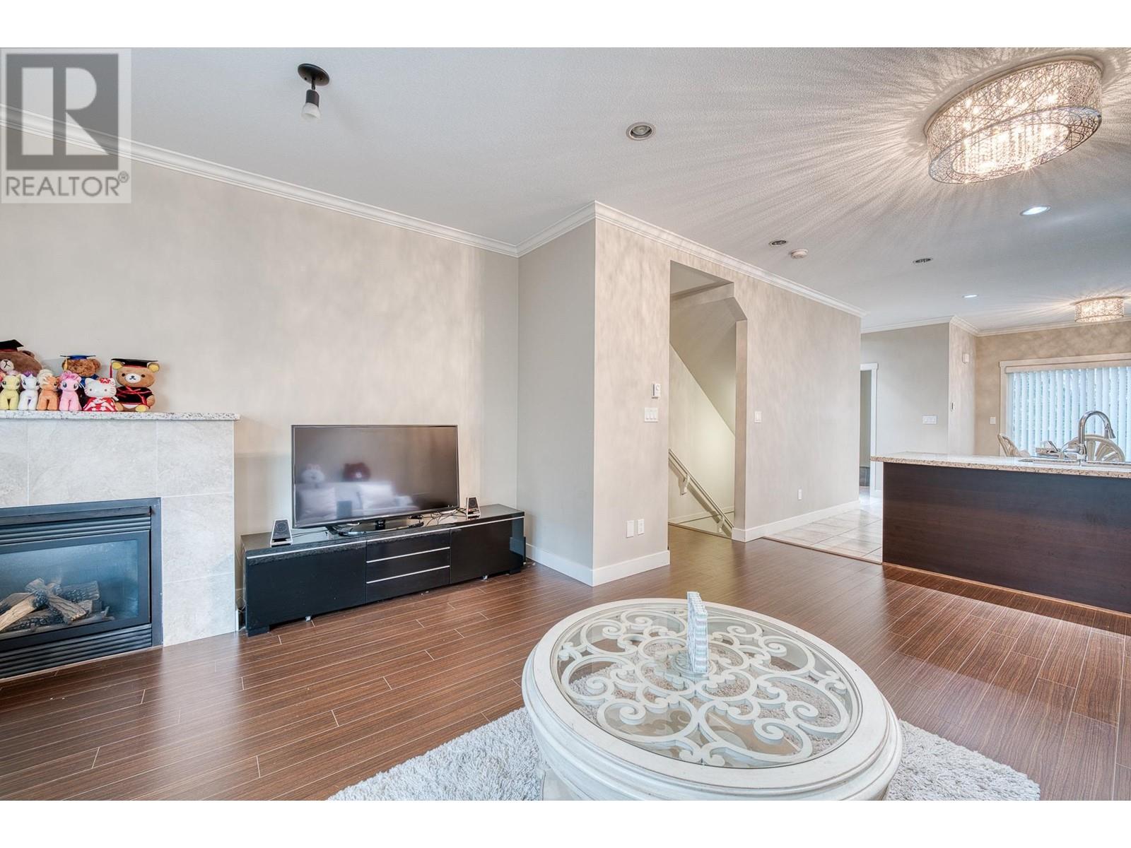 Photo 6 of 20 7051 Ash Street, Richmond BC