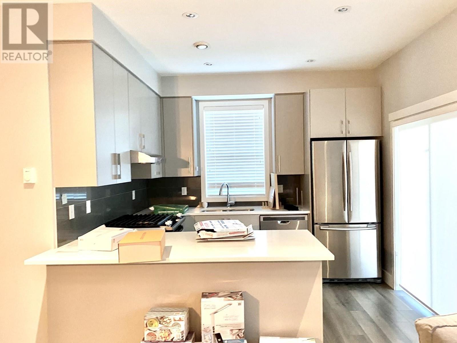 Photo 3 of 7 9211 No 2 Road, Richmond BC