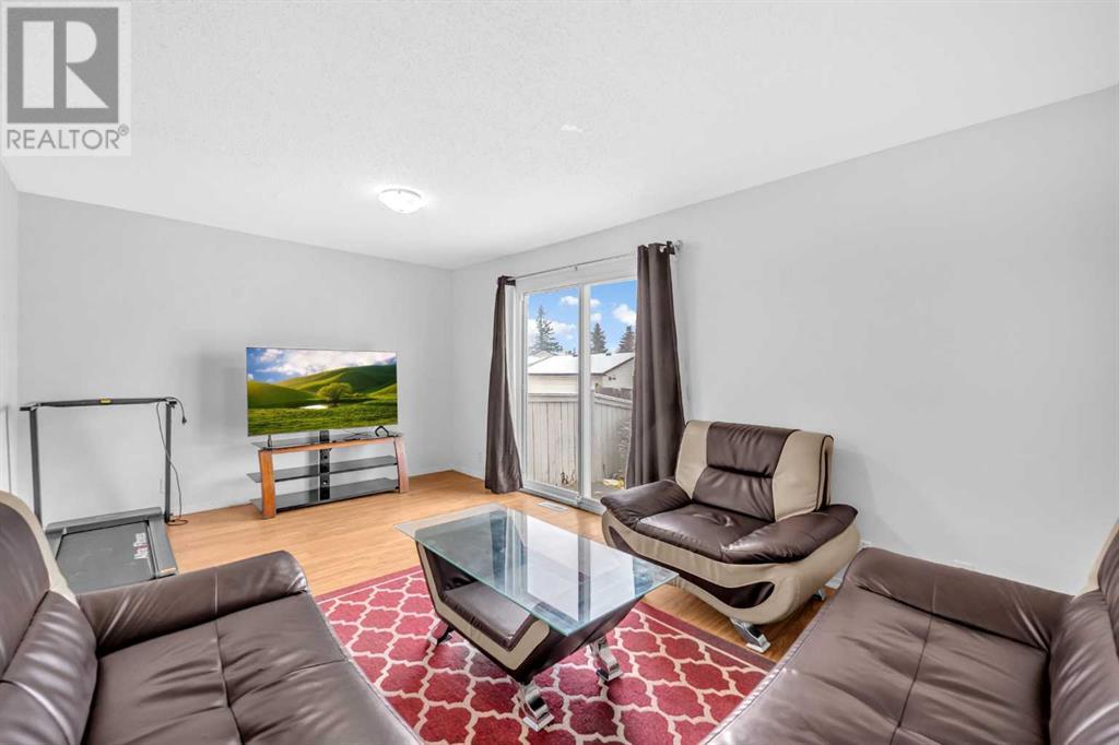 Single Family House for Sale in  Falconer Terrace NE Falconridge Calgary 