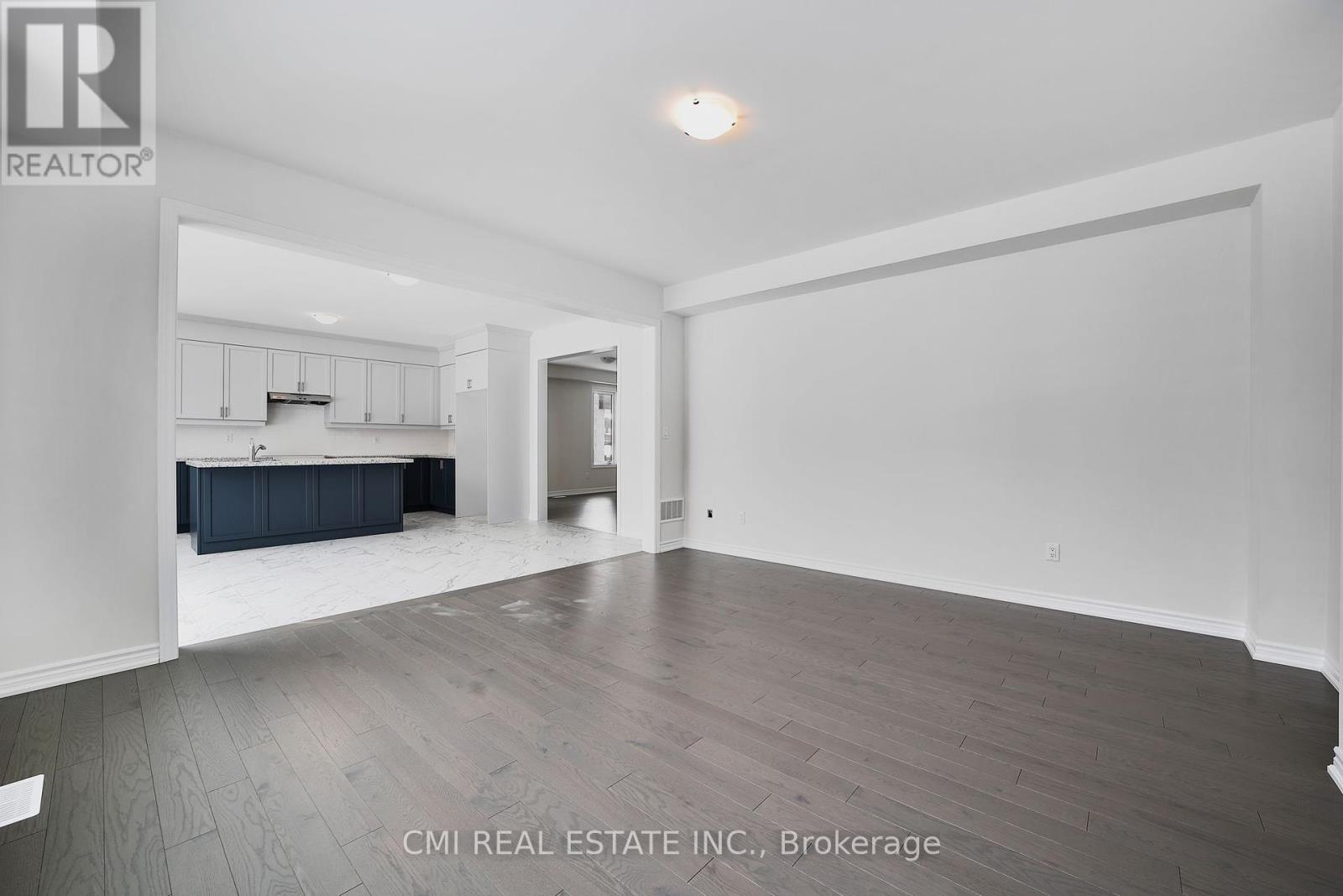 Photo 20 of 89 Sun Valley Avenue, Wasaga Beach ON