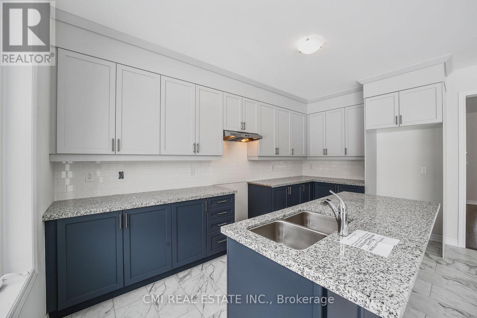 Photo 32 of 89 Sun Valley Avenue, Wasaga Beach ON