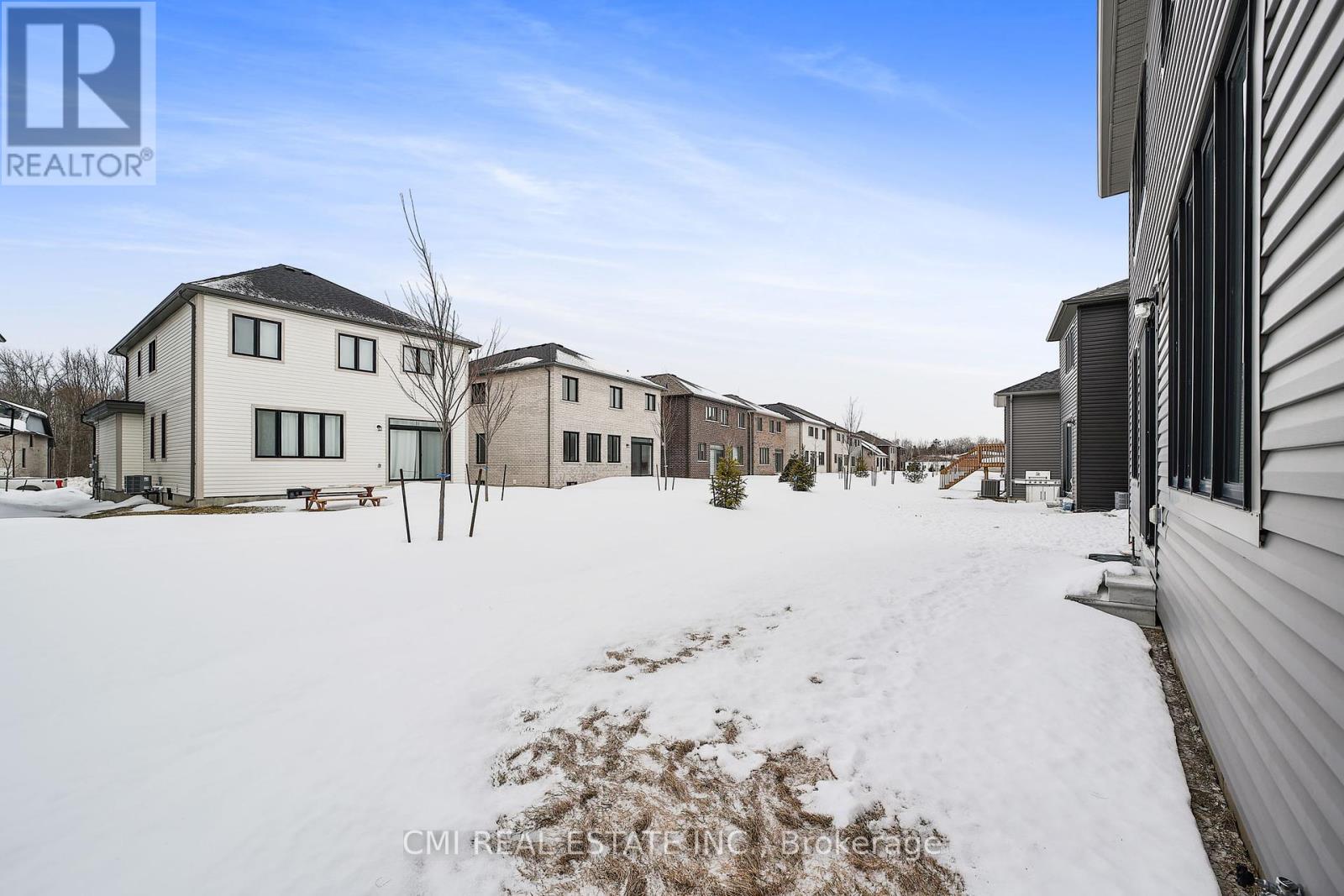Photo 1 of 89 Sun Valley Avenue, Wasaga Beach ON