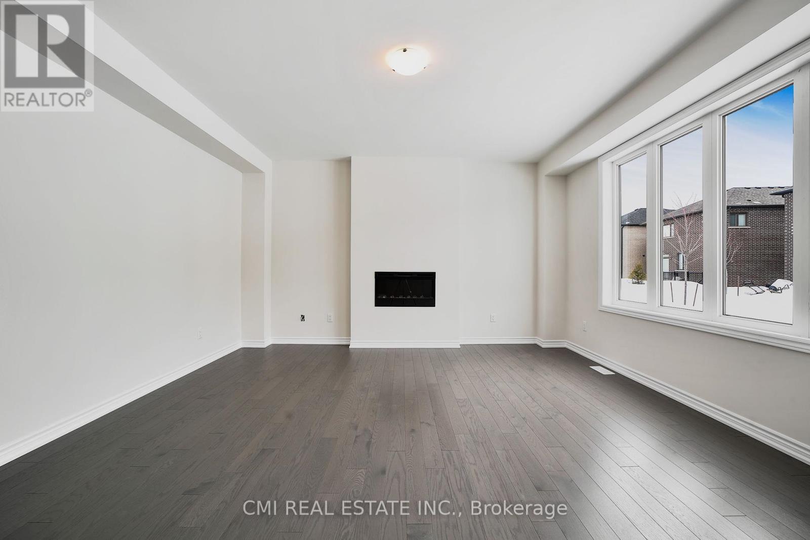 Photo 10 of 89 Sun Valley Avenue, Wasaga Beach ON