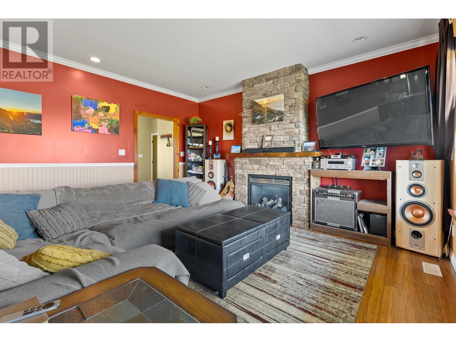 13222 SHARPE ROAD, Pitt Meadows real estate listing R2972871